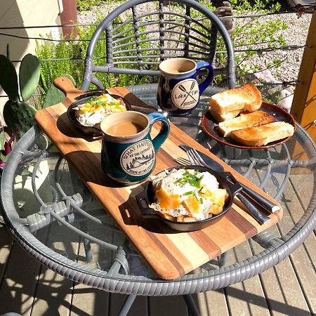 Pebble Springs Bnb Grand Beach Kültér fotó