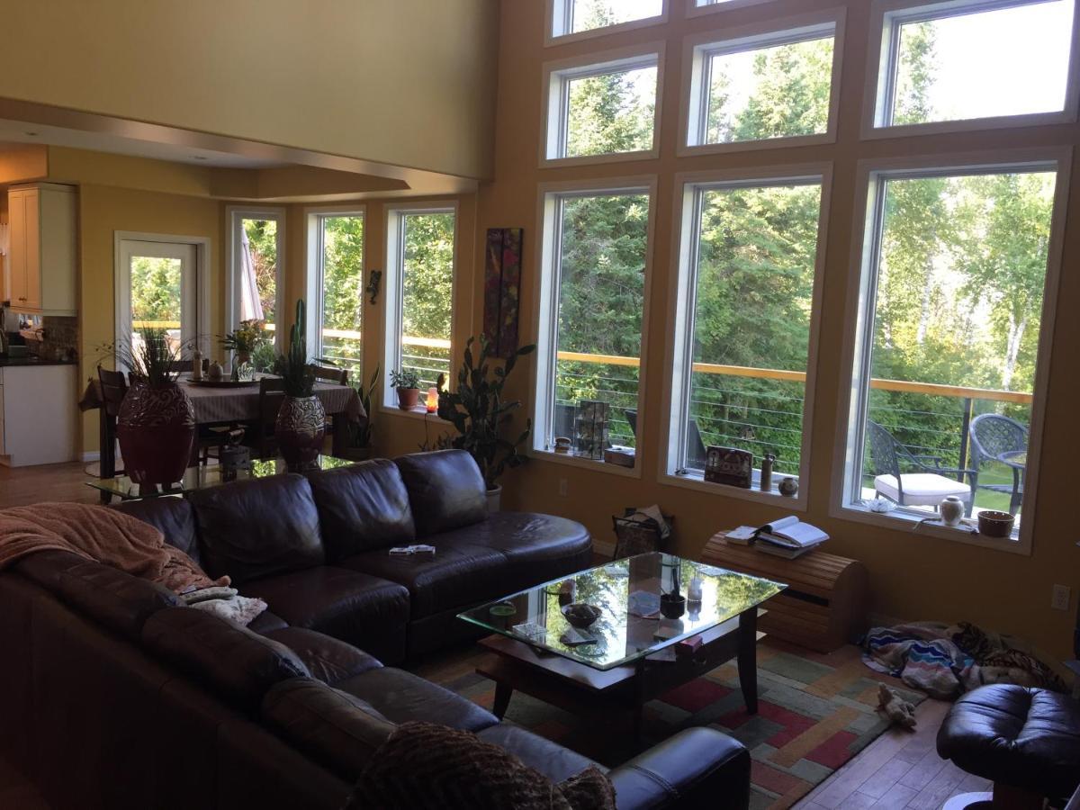 Pebble Springs Bnb Grand Beach Kültér fotó