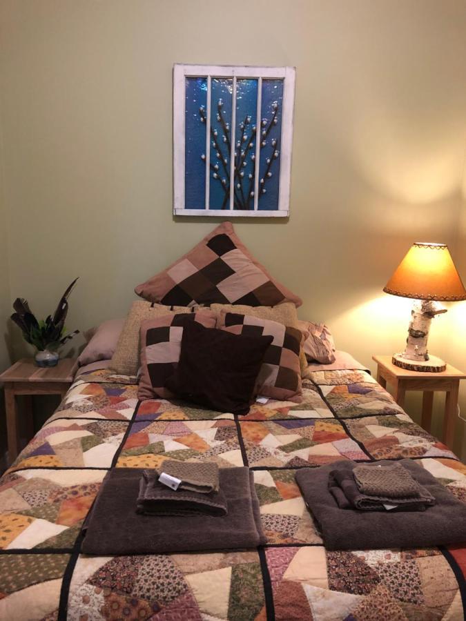 Pebble Springs Bnb Grand Beach Kültér fotó