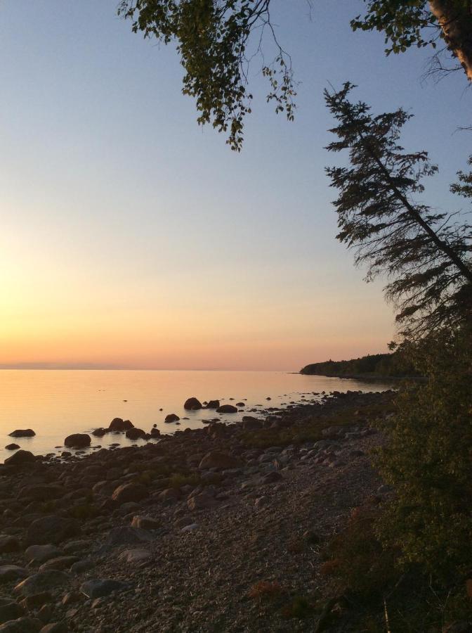 Pebble Springs Bnb Grand Beach Kültér fotó