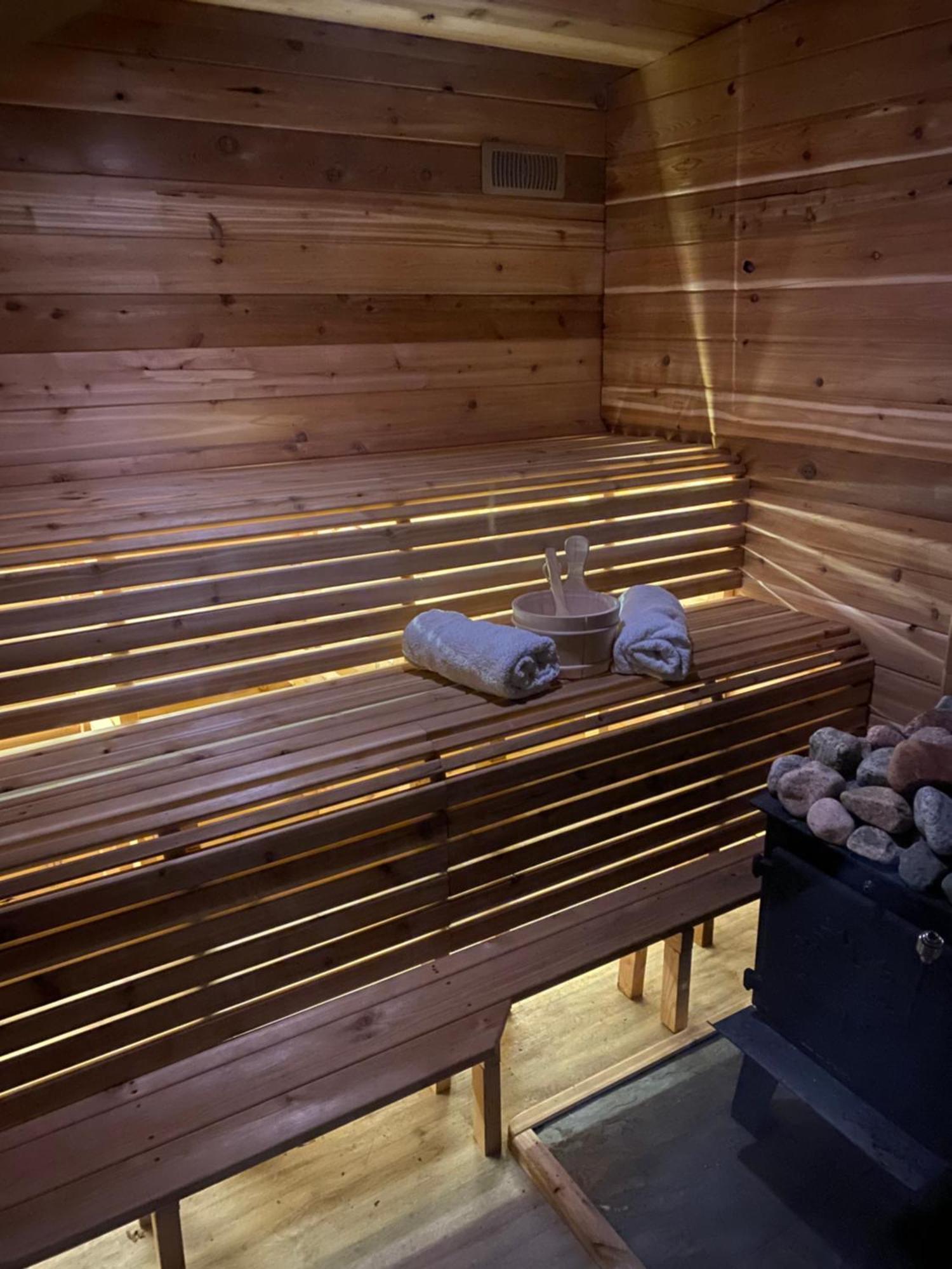 Pebble Springs Bnb Grand Beach Kültér fotó